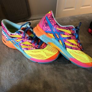 Asics Gel-noosa Tri 10 size 8